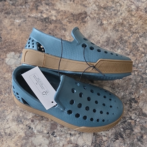 Joybees Size 12 Boy's NEW Blue Slip-On Water Shoes - Picture 8 of 9